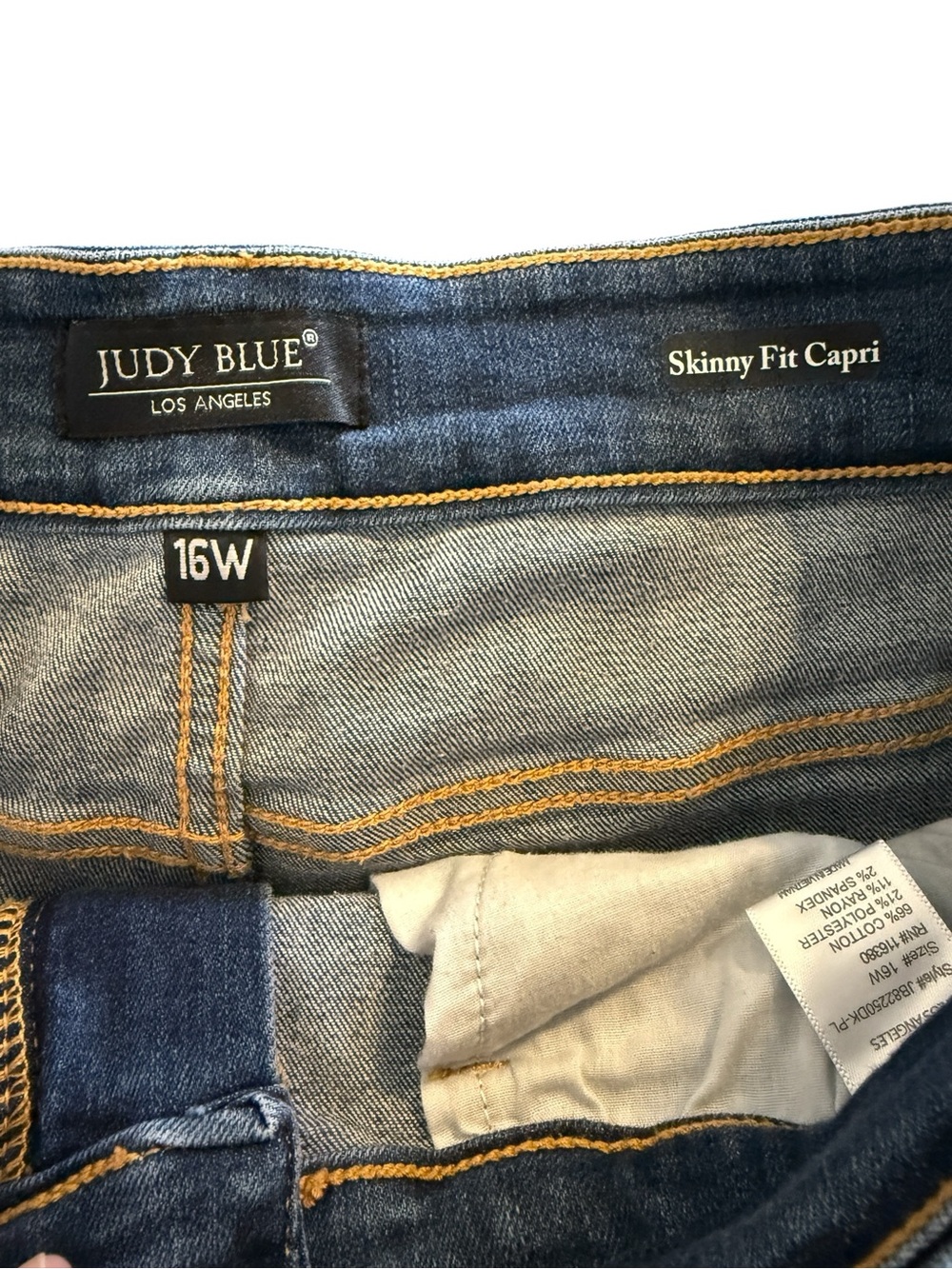 Judy Blue Skinny Fit Capri Jeans Women’s 16W Distressed Raw Hem Style JB82250 - Picture 6 of 12